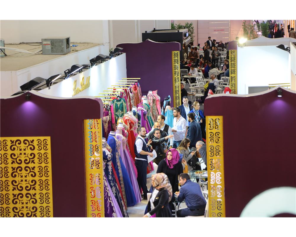 土耳其伊兹密尔婚纱礼服展览会 现场照片