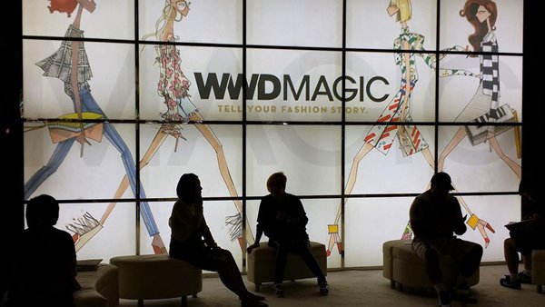 美国拉斯维加斯Magic服装展览会2016：复古奶奶风尚走俏但特朗普政策令人疑虑